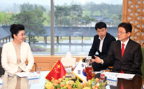 닝샤정협부주석 및 대표단 방문. 사진=경북도