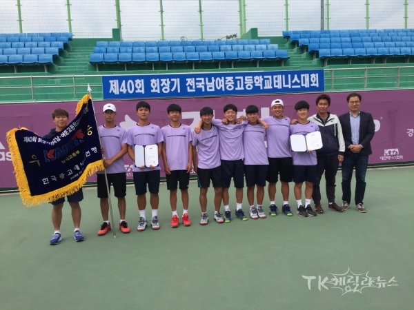 사진=안동고 선수들