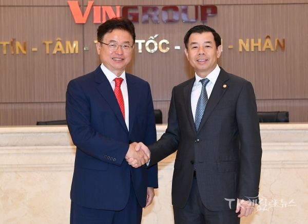 응웬 비엣 꽝 부회장 면담. 사진=경북도