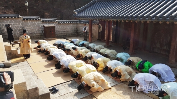 도산서원 기해년 추계향사 봉행. 사진=안동시