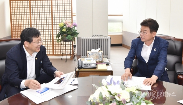 안일환 기재부 제2차관 방문. 사진=경북도
