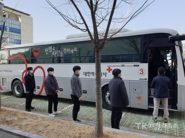 헌혈하기 위해 대기중인 모습. 사진=대구경북병무청