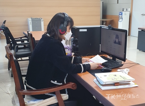 대구경북병무청 관계자가 복무기관 담당자교육을 쌍방향 온라인 영상으로 실시하고 있다. 사진=대구경북병무청