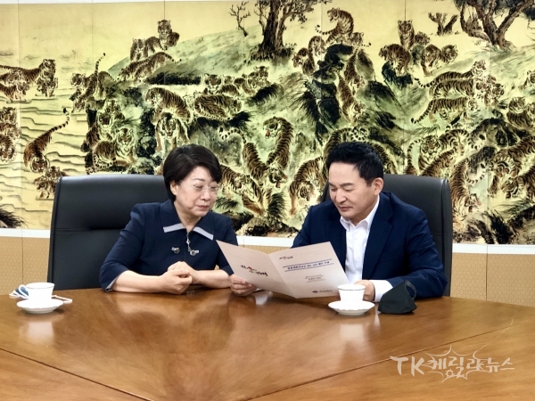 원희룡 국토부 장관, 이달희경제부지사 면담. 사진=경북도