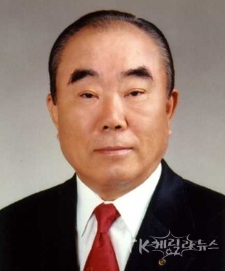 이재섭 조일알미늄(주) 명예회장이 경북 산불 피해 복구 및 이재민 지원을 위해 1억원을 기부했다. 사진=경북적십자사