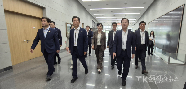 민주당_지도부_APEC_준비현장_방문 (1)
