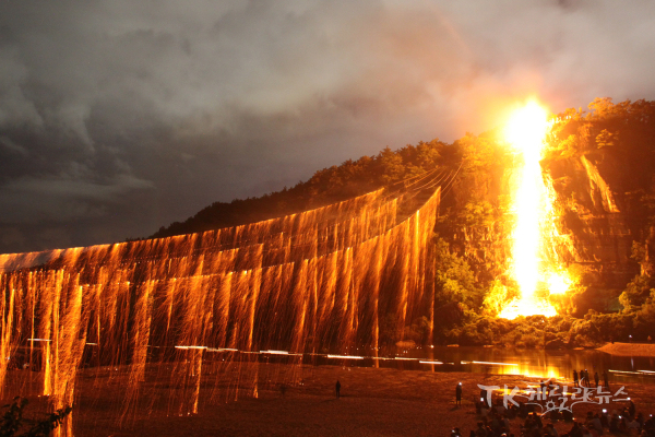 하회선유줄불놀이.  사진=안동시